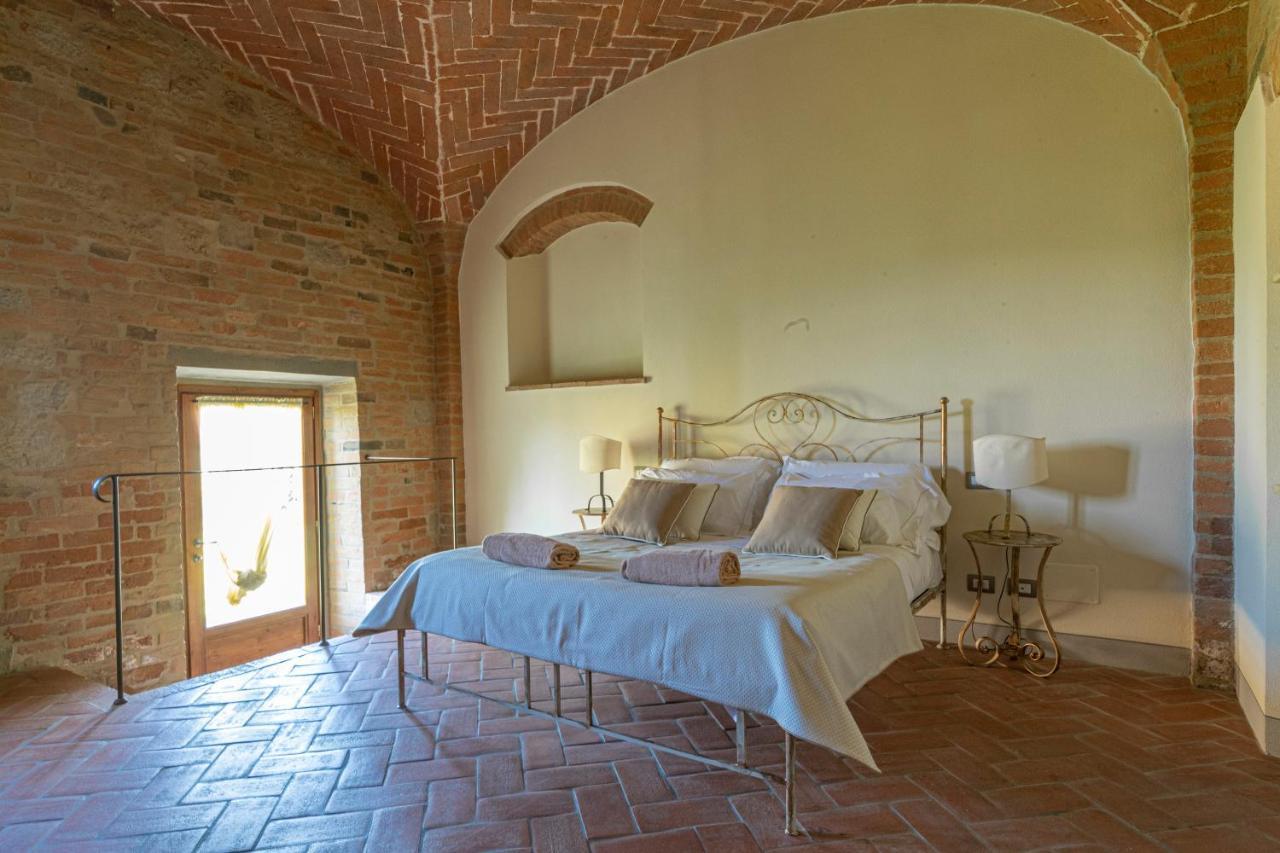 Tenuta Di Sticciano เชร์ตาลโด ภายนอก รูปภาพ